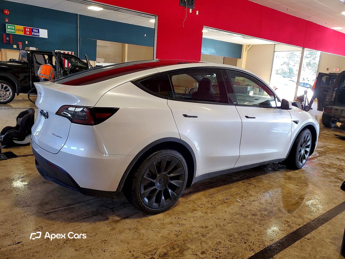 Tesla Model Y 2023