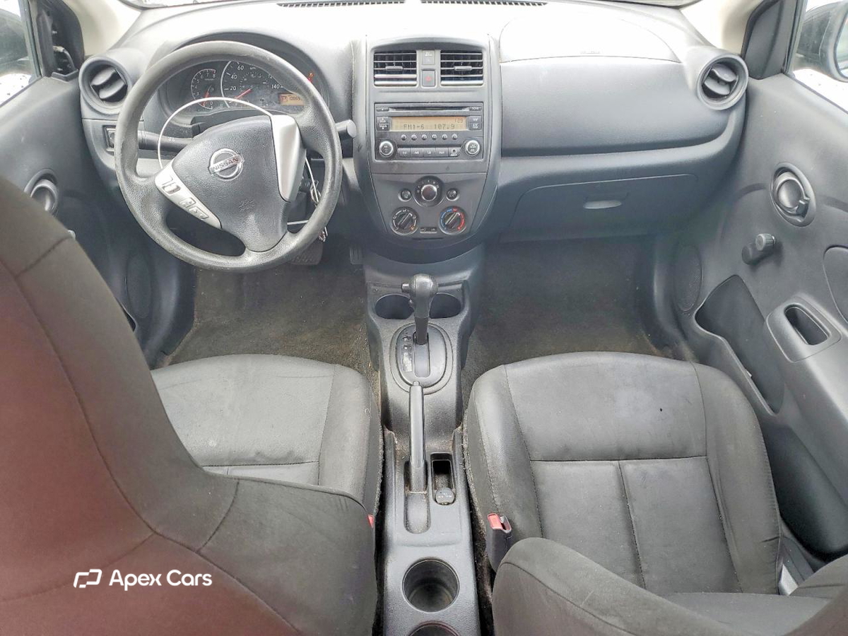 Nissan Versa 2016