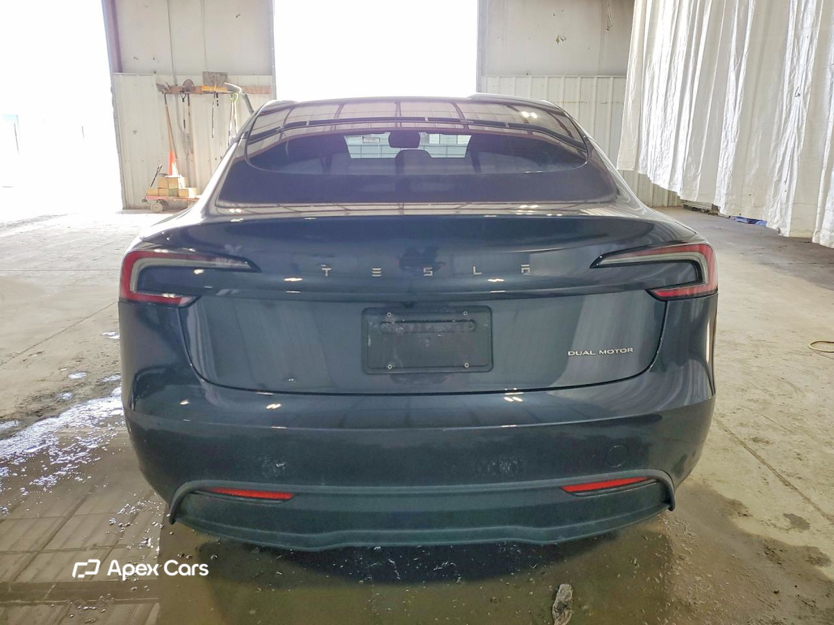 Tesla Model 3 2025