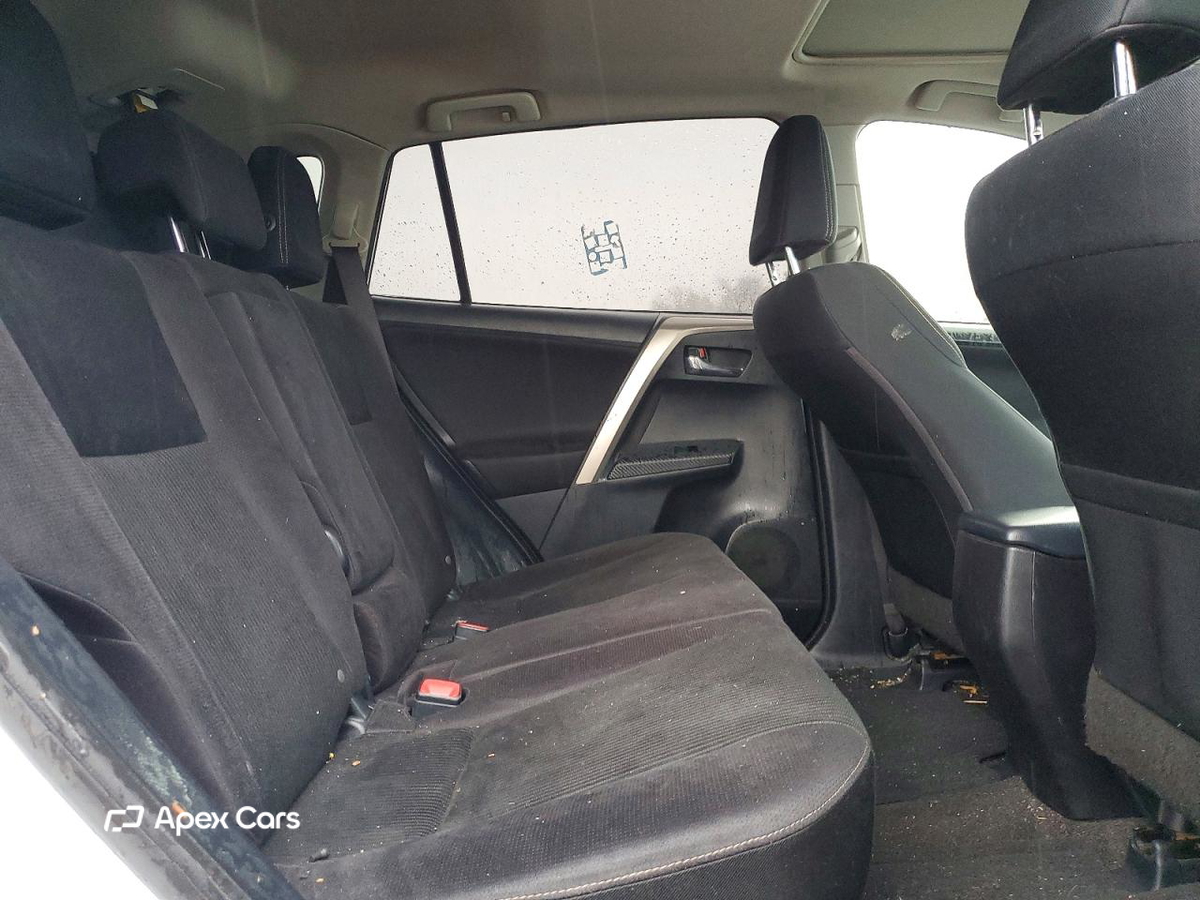 Toyota RAV 4 2015
