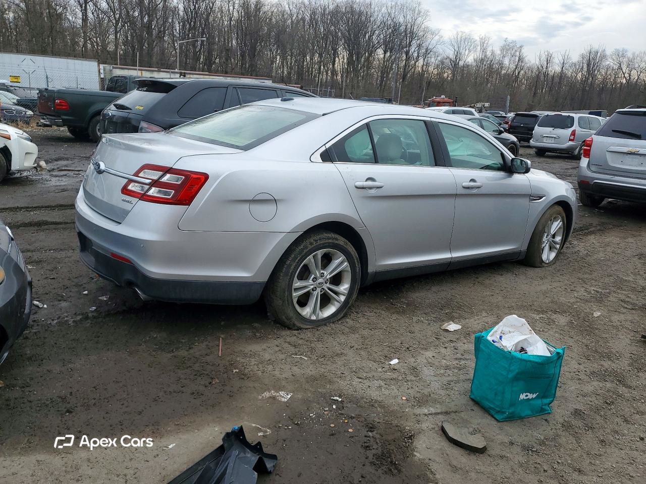 Ford Taurus 2015