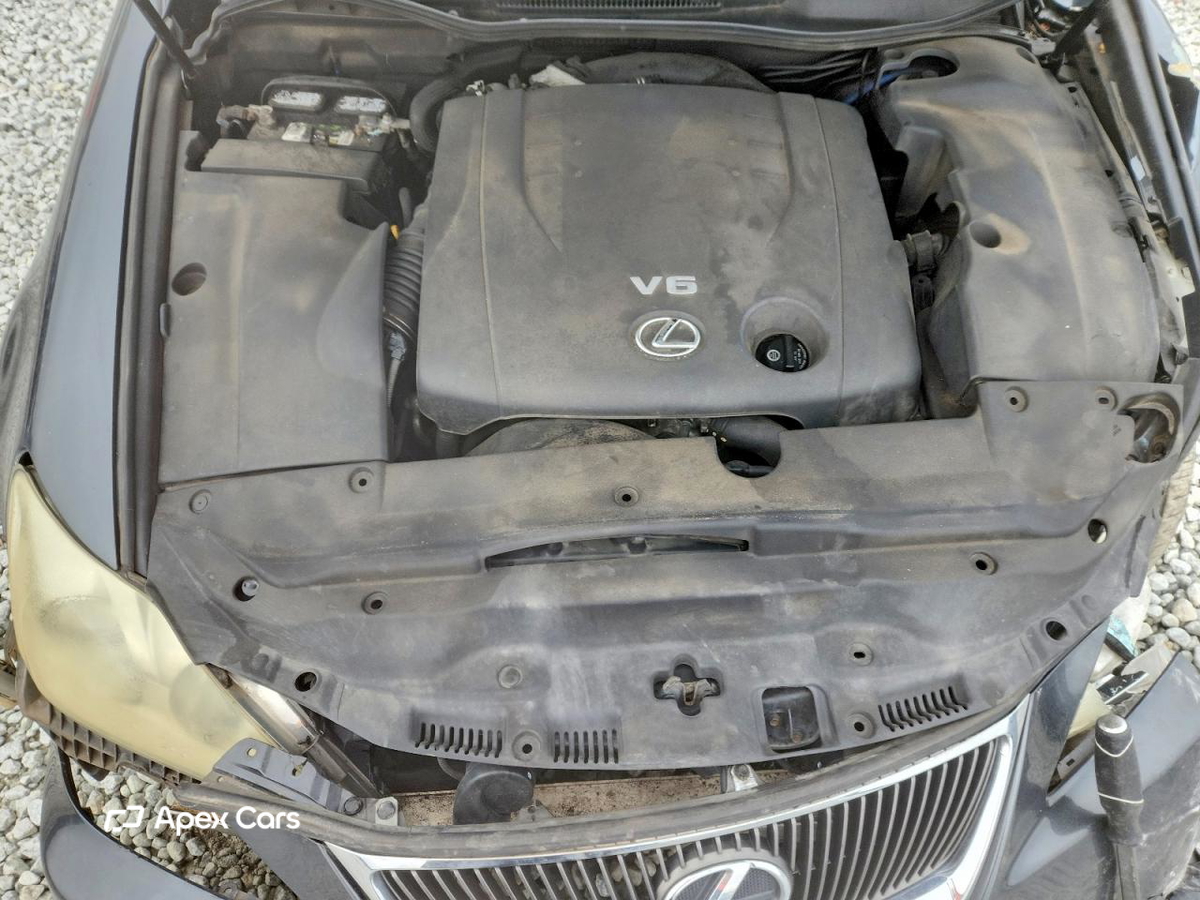 Lexus IS 2006