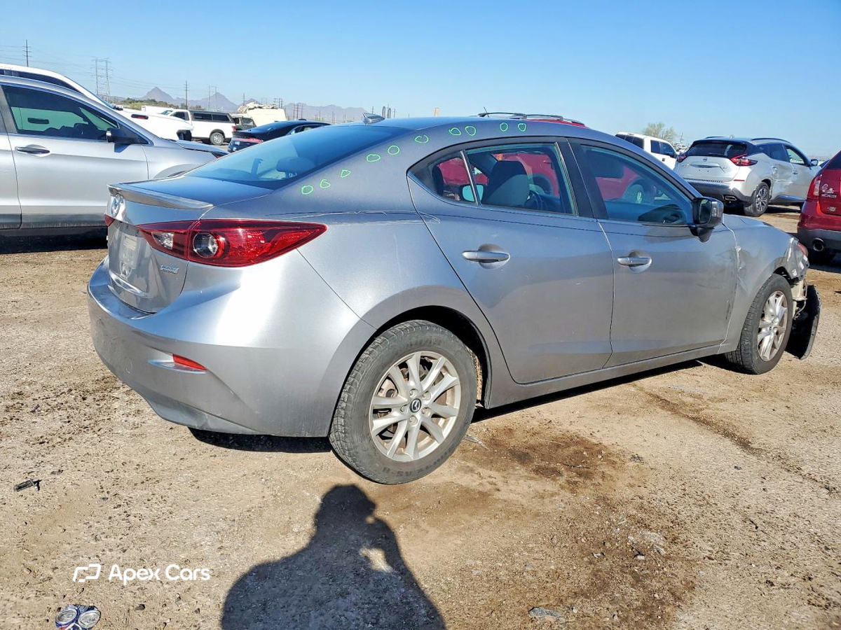 Mazda 3 2015
