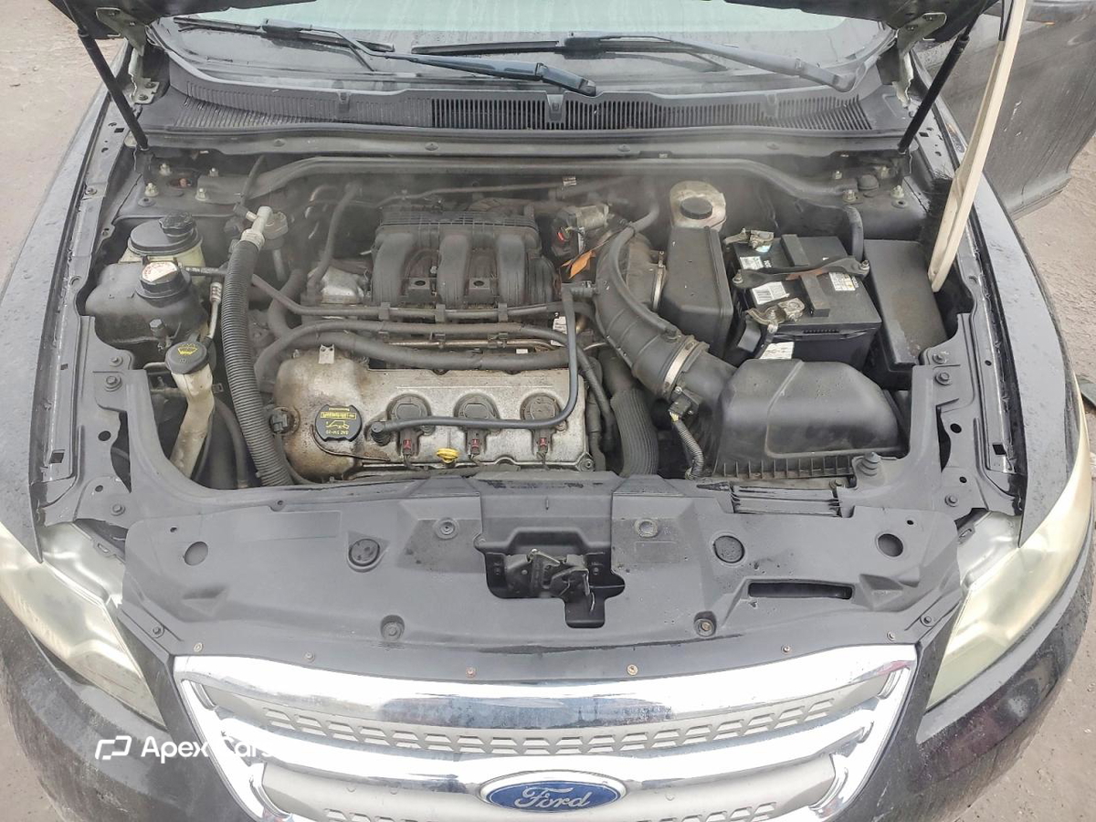 Ford Taurus 2011