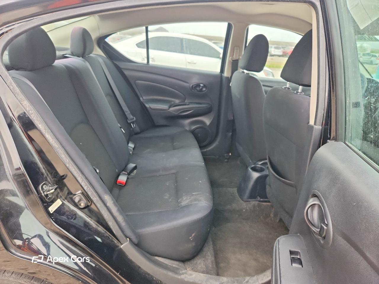 Nissan Versa 2012