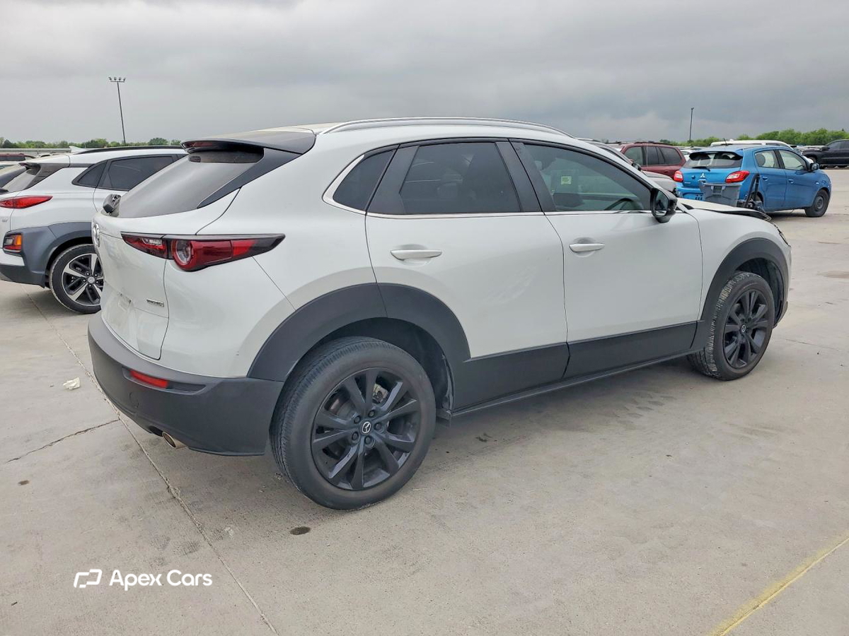 Mazda CX-30 2024
