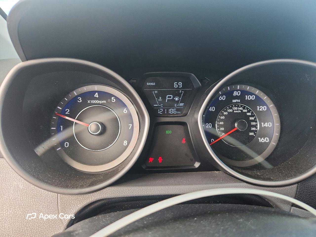 Hyundai Elantra 2015
