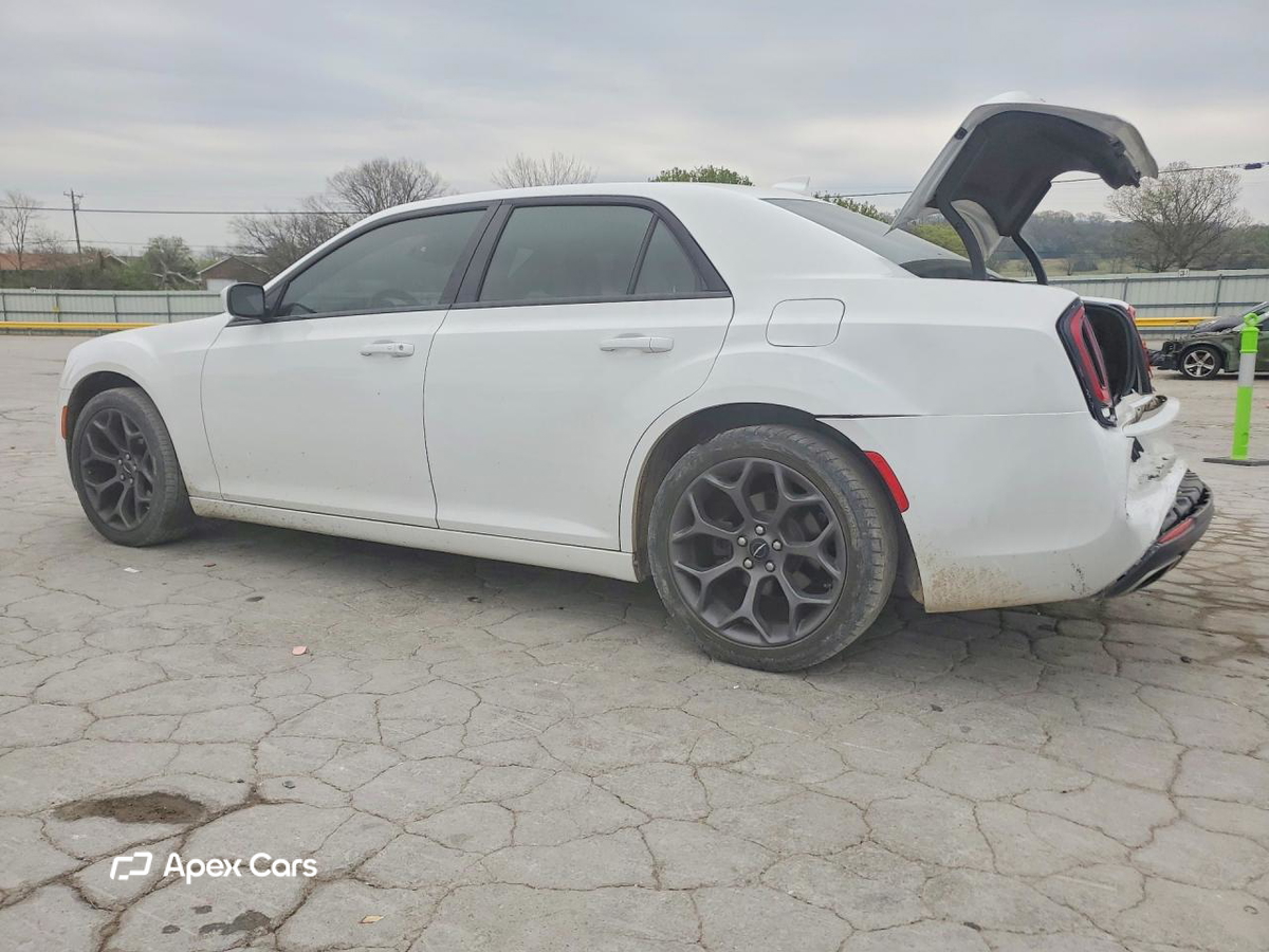 Chrysler 300 2016