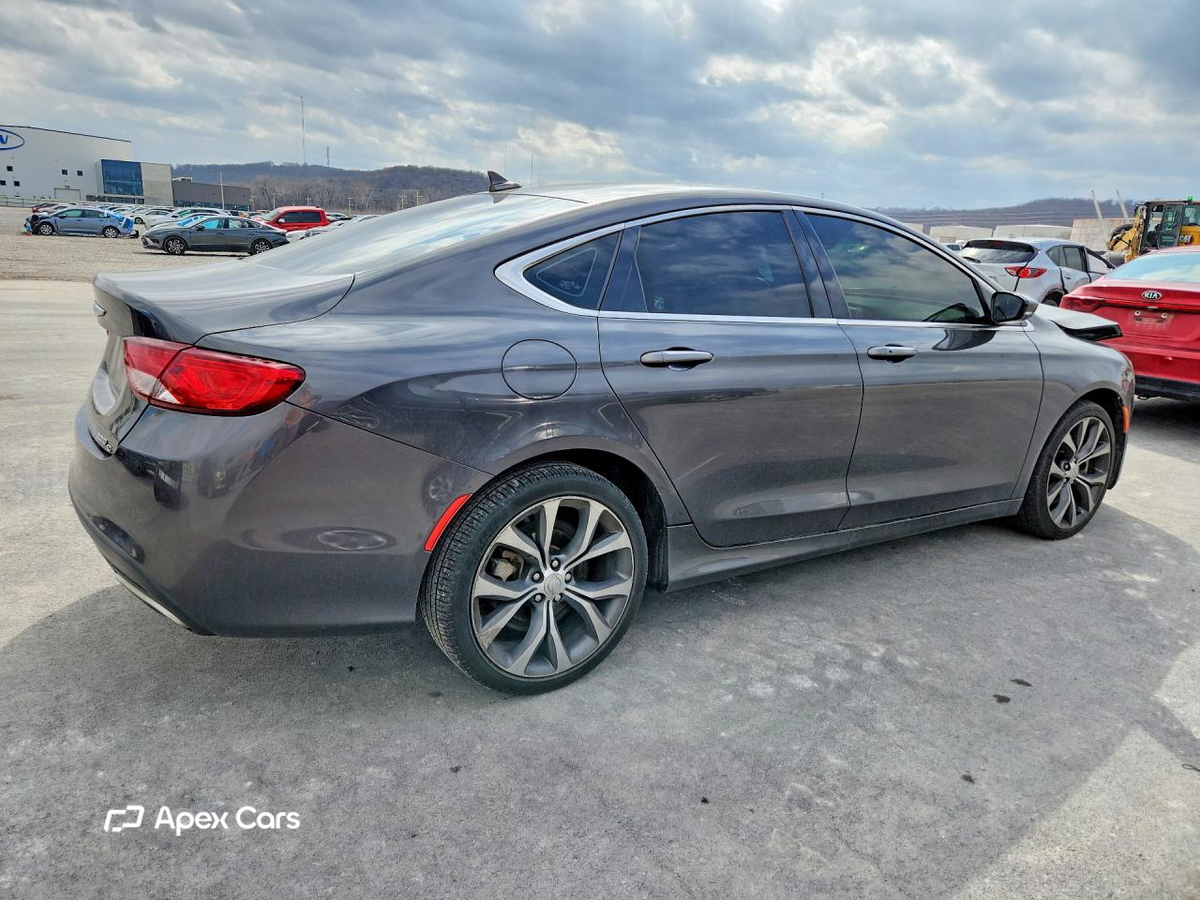 Chrysler 200 2015