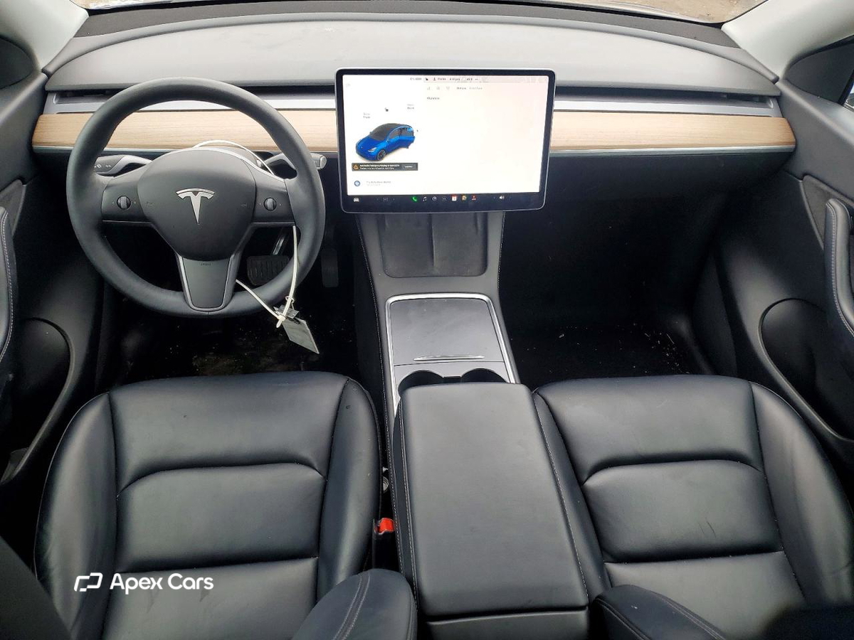 Tesla Model Y 2021