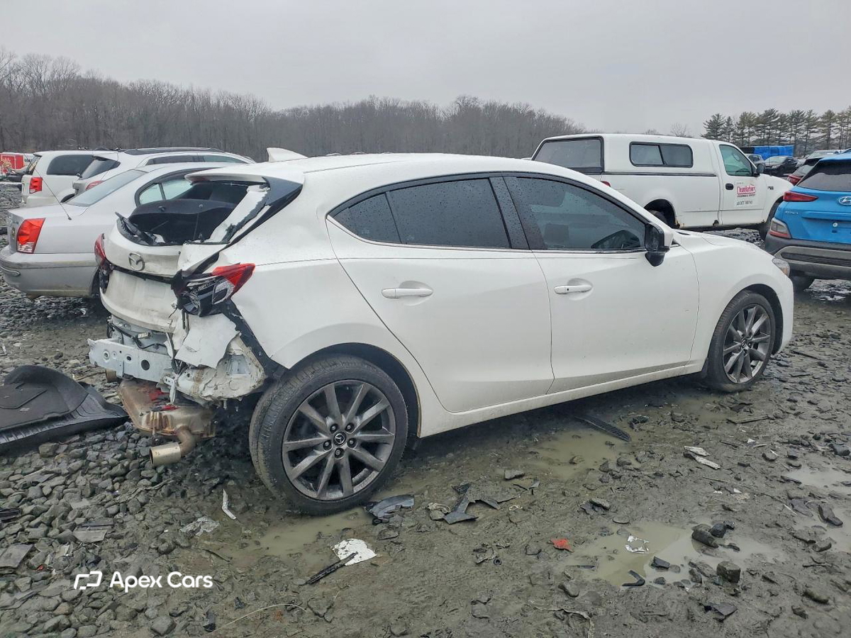 Mazda 3 2018