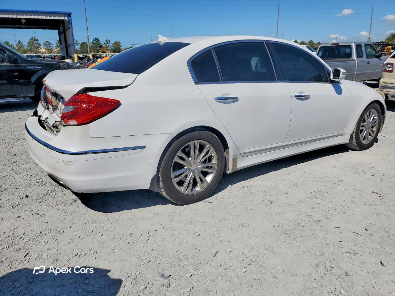 Hyundai Genesis 2013