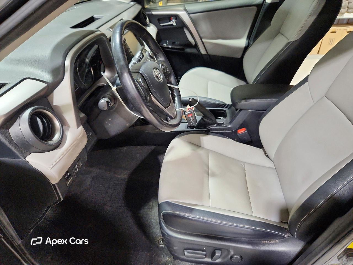 Toyota RAV 4 2016