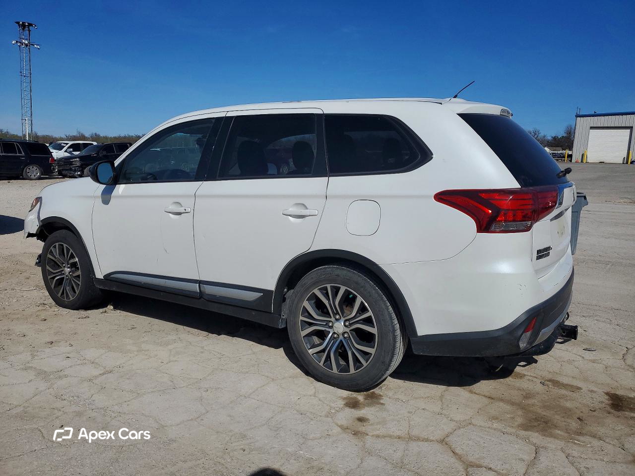 Mitsubishi Outlander 2016