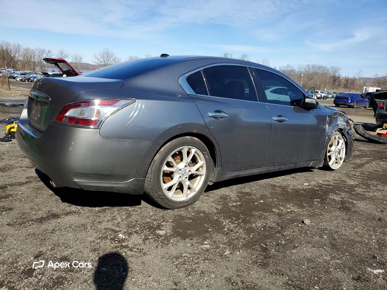 Nissan Maxima 2014