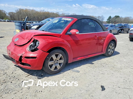 Volkswagen Beetle 2007 - Image 1 of 5