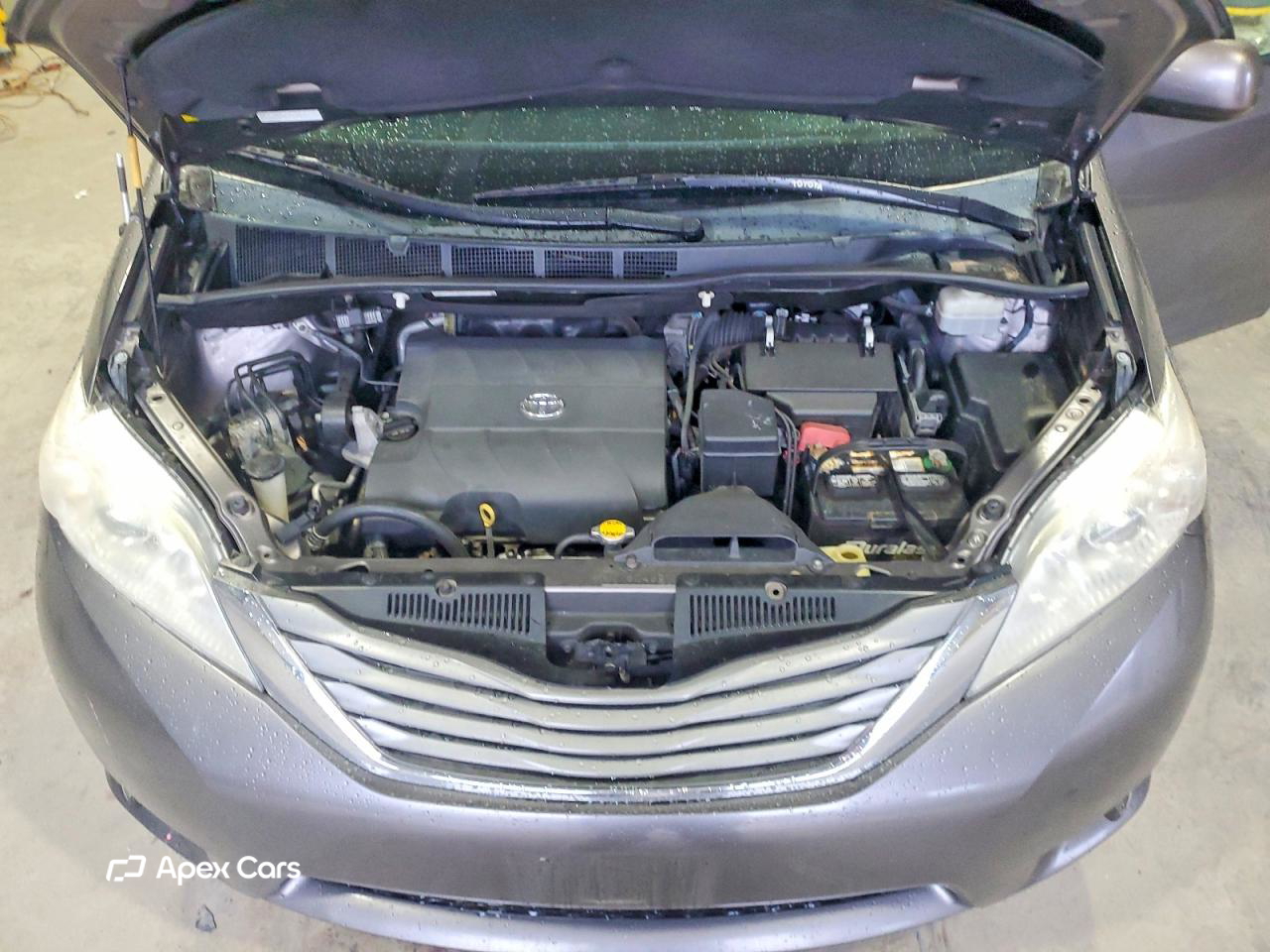Toyota Sienna 2014