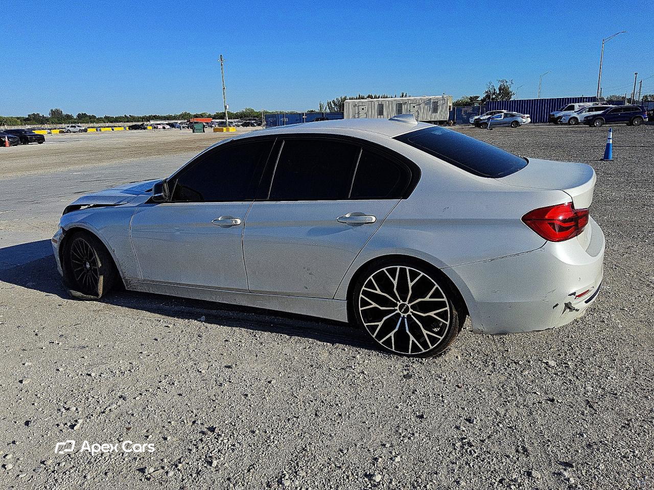 BMW Series 3 2016
