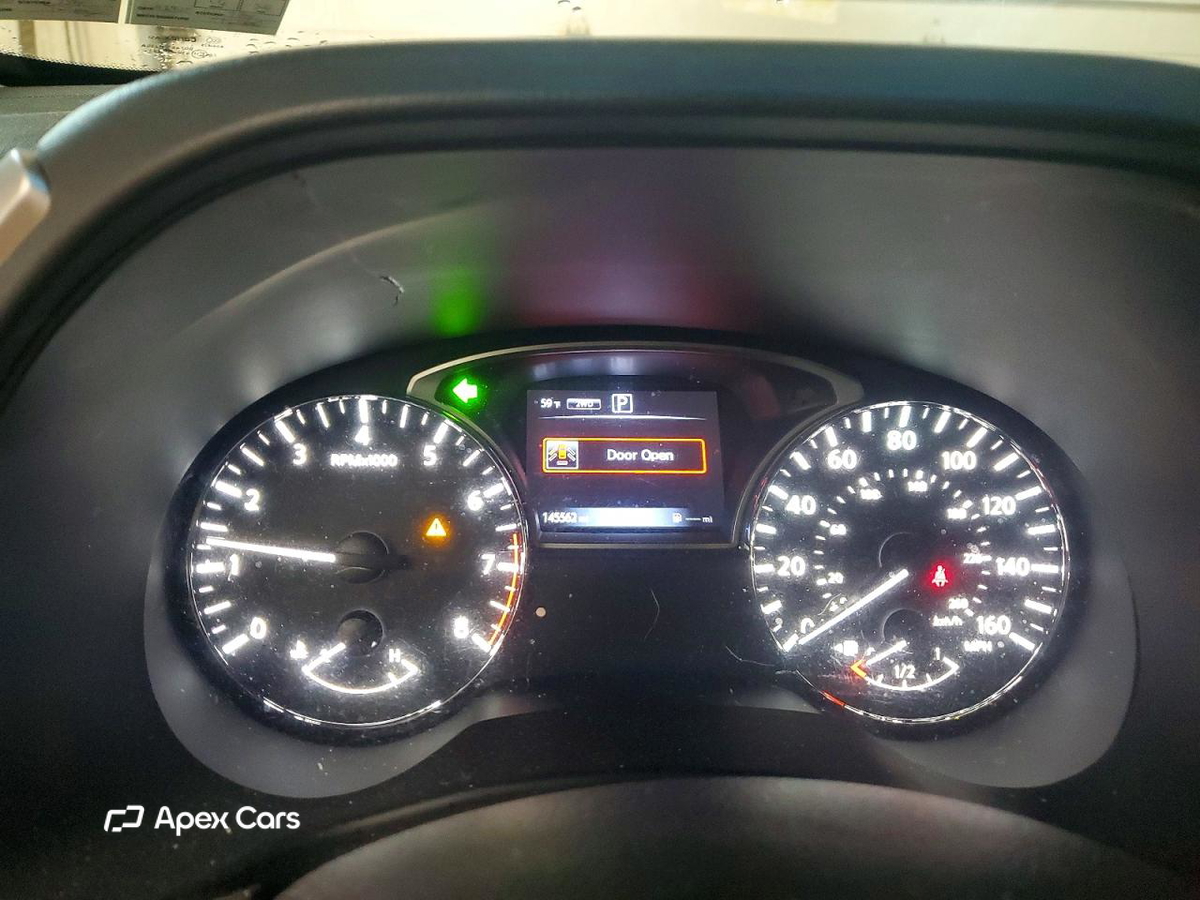 Nissan Pathfinder 2016