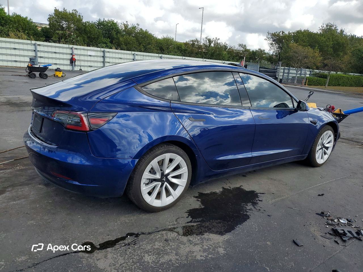 Tesla Model 3 2023