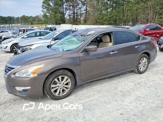 Nissan Altima 2015 - Image 1 of 12