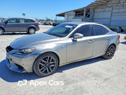 Lexus IS 2015 - Image 1 of 12