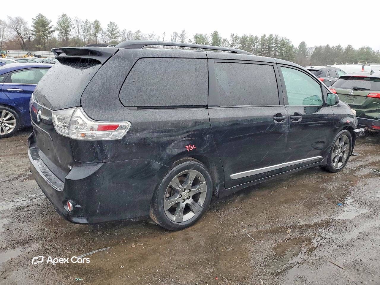 Toyota Sienna 2011