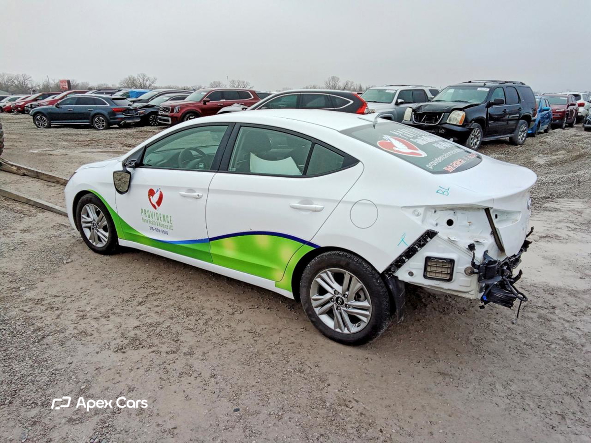 Hyundai Elantra 2020