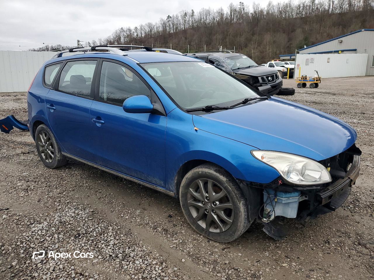 Hyundai Elantra 2012