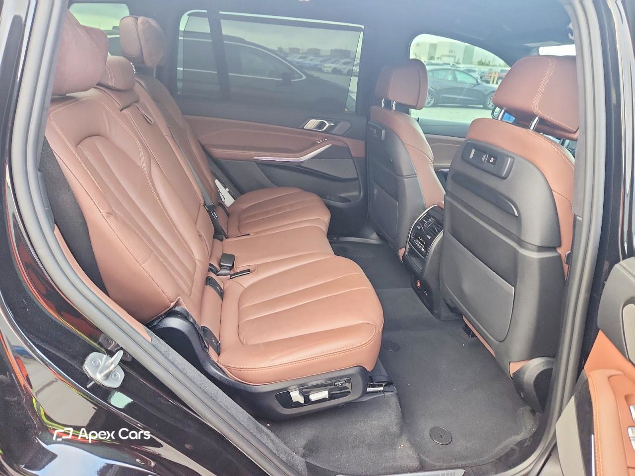 BMW X7 2021