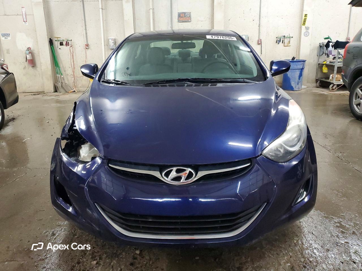 Hyundai Elantra 2013