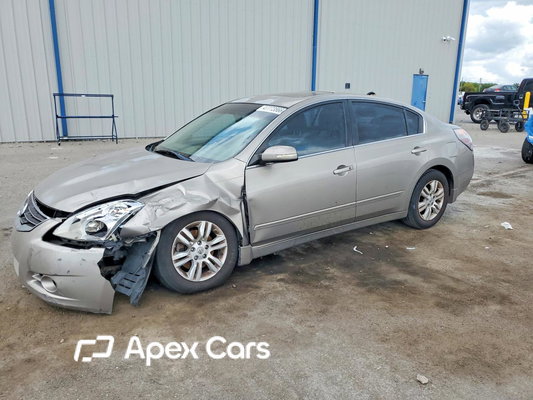 Nissan Altima 2011 - Image 1 of 12