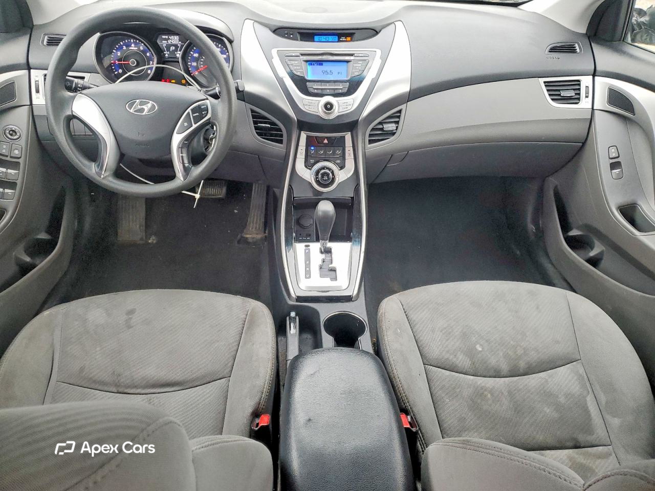 Hyundai Elantra 2012