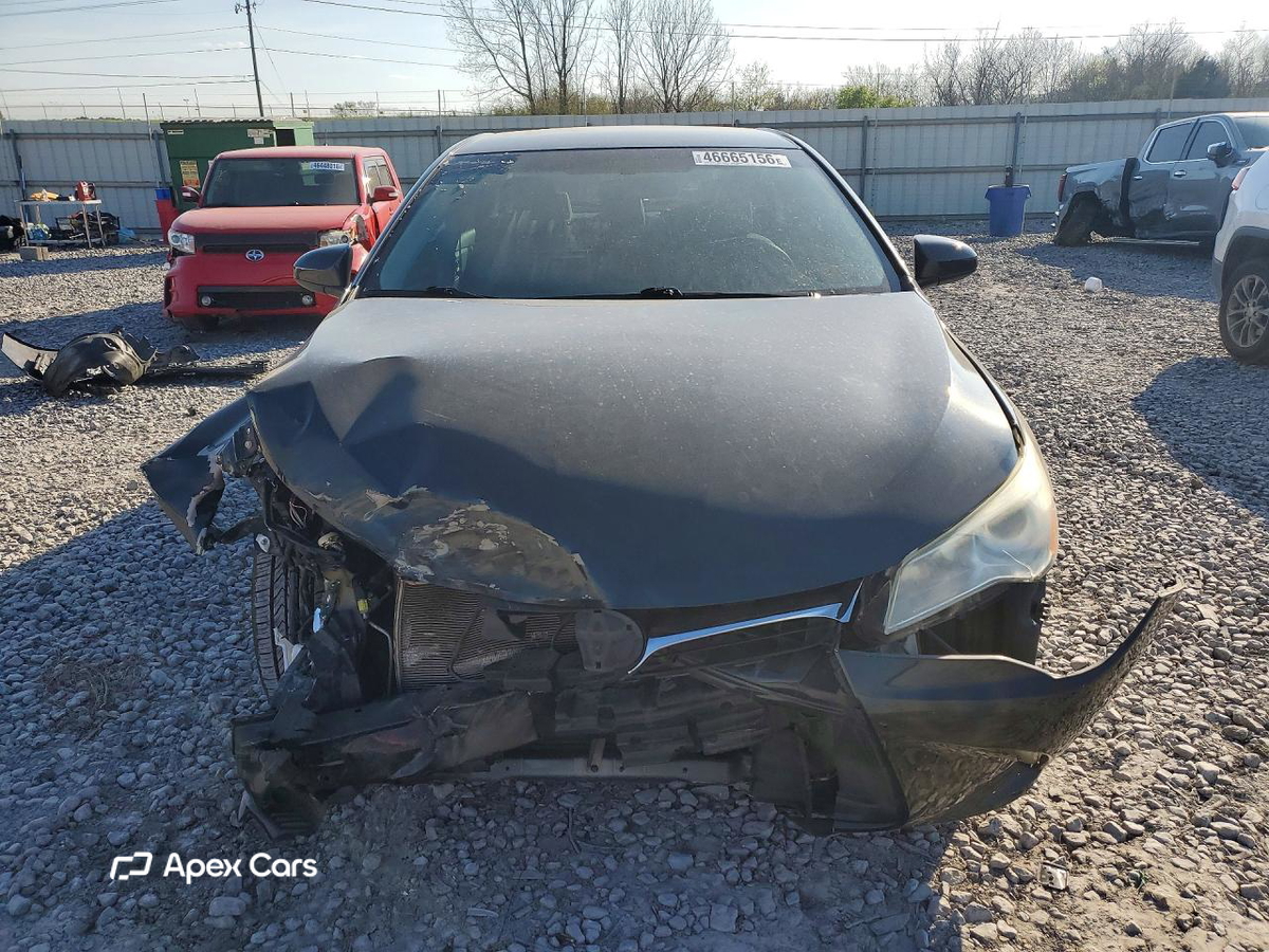 Toyota Camry 2016