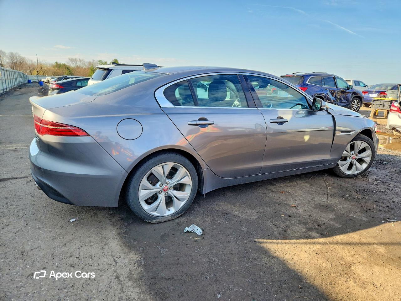 Jaguar XE 2020