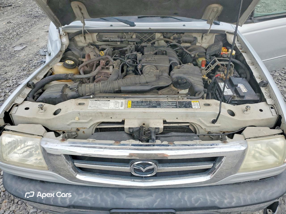 Mazda  2001