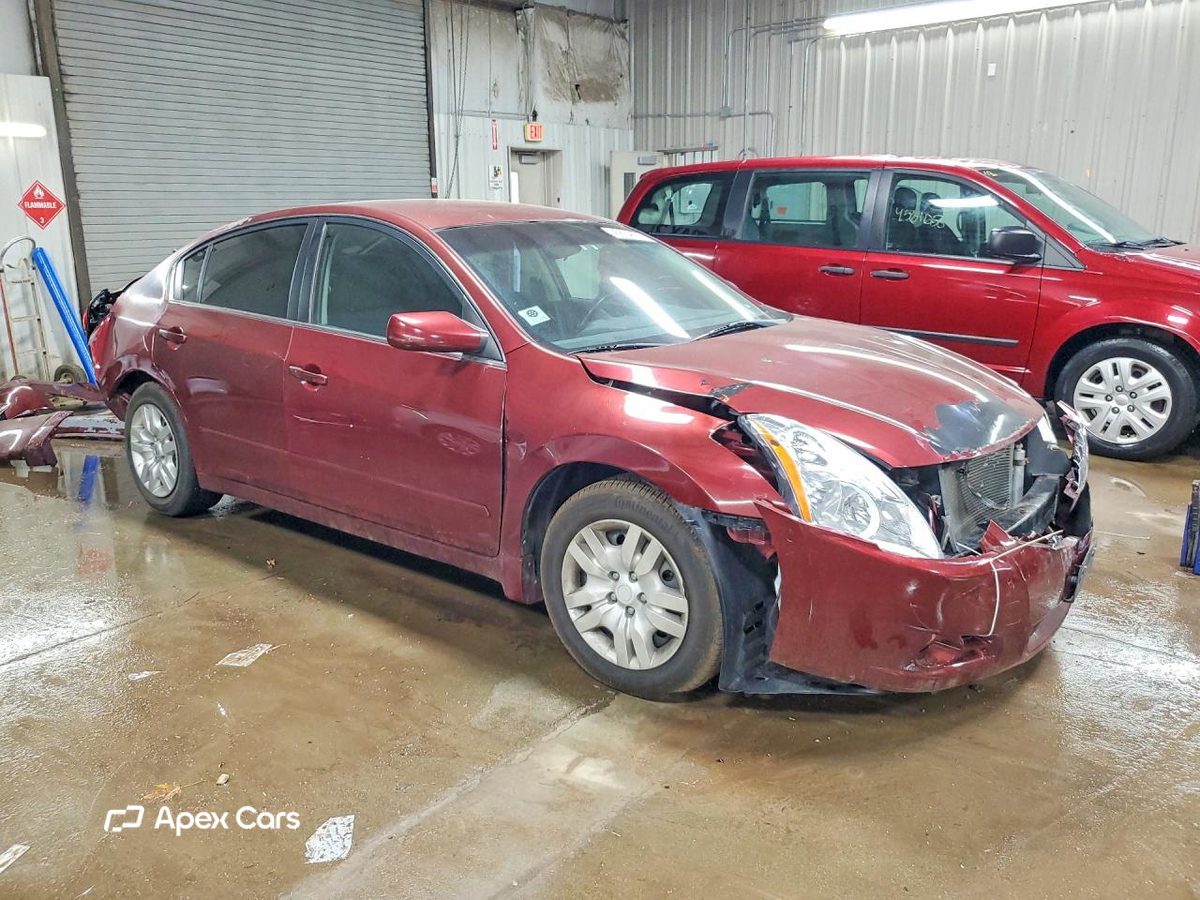 Nissan Altima 2011