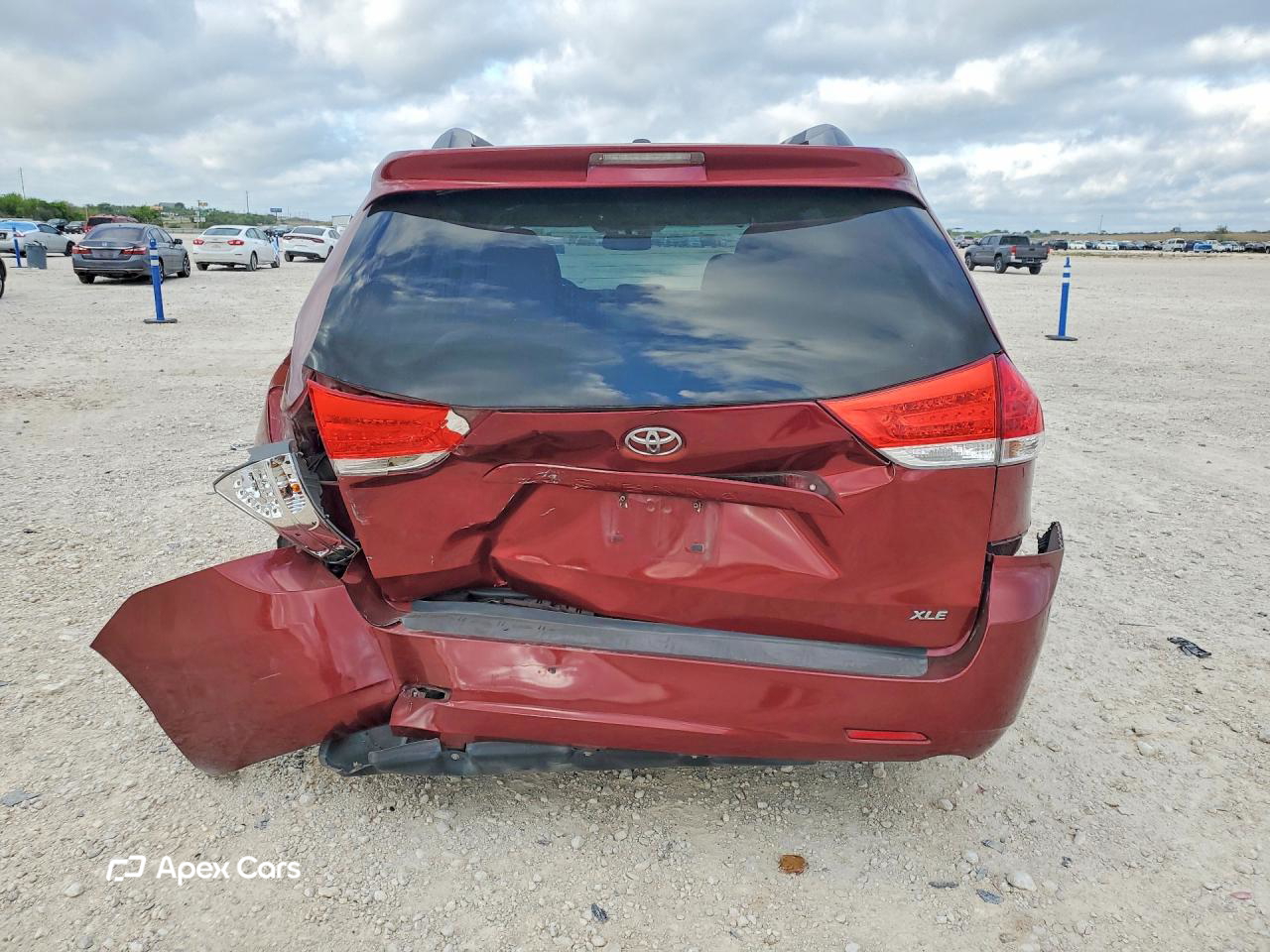 Toyota Sienna 2011