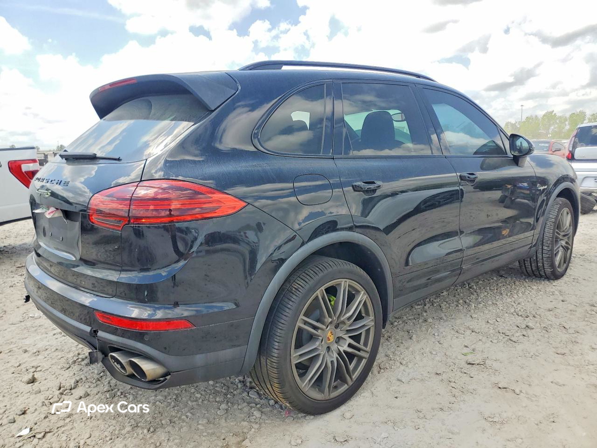 Porsche Cayenne 2016