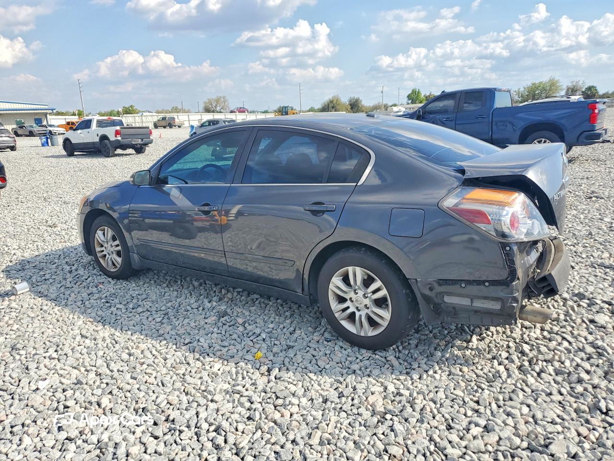Nissan Altima 2010