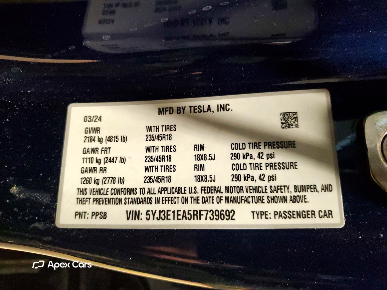 Tesla Model 3 2024