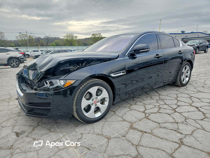 2017 Jaguar XE - Image 1 of 5