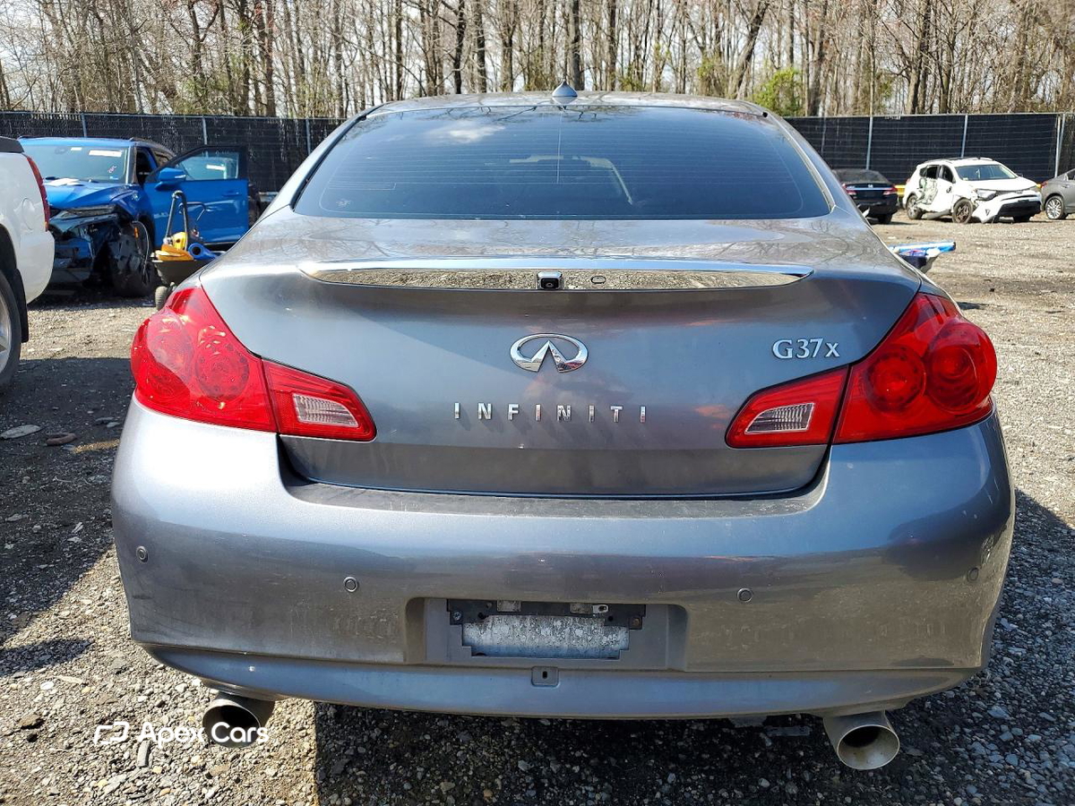 Infiniti G 2013