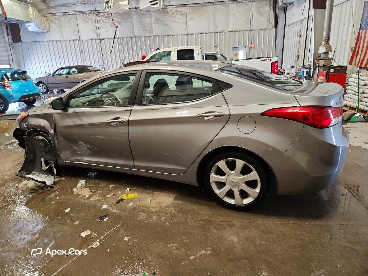 Hyundai Elantra 2012