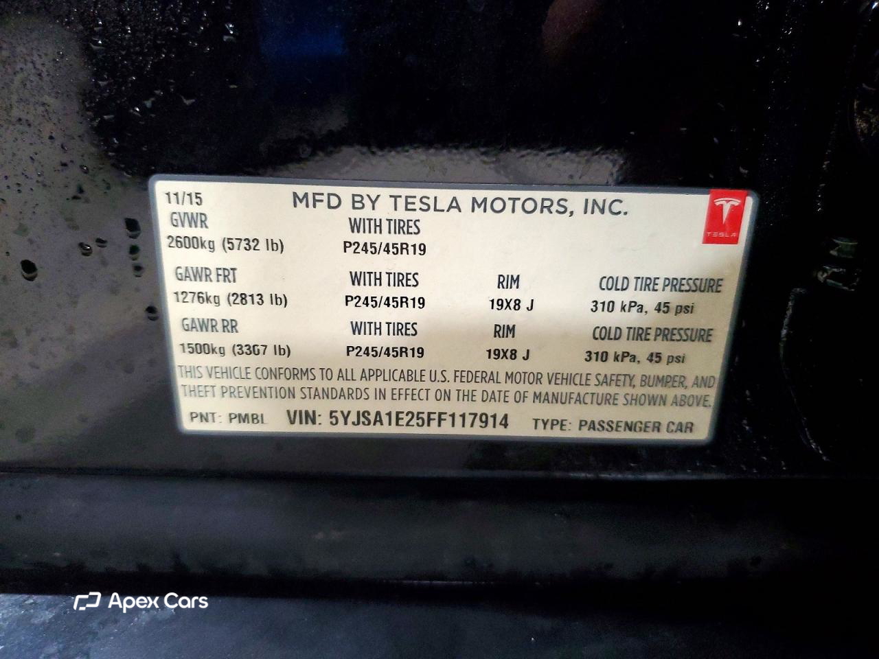 Tesla Model S 2015