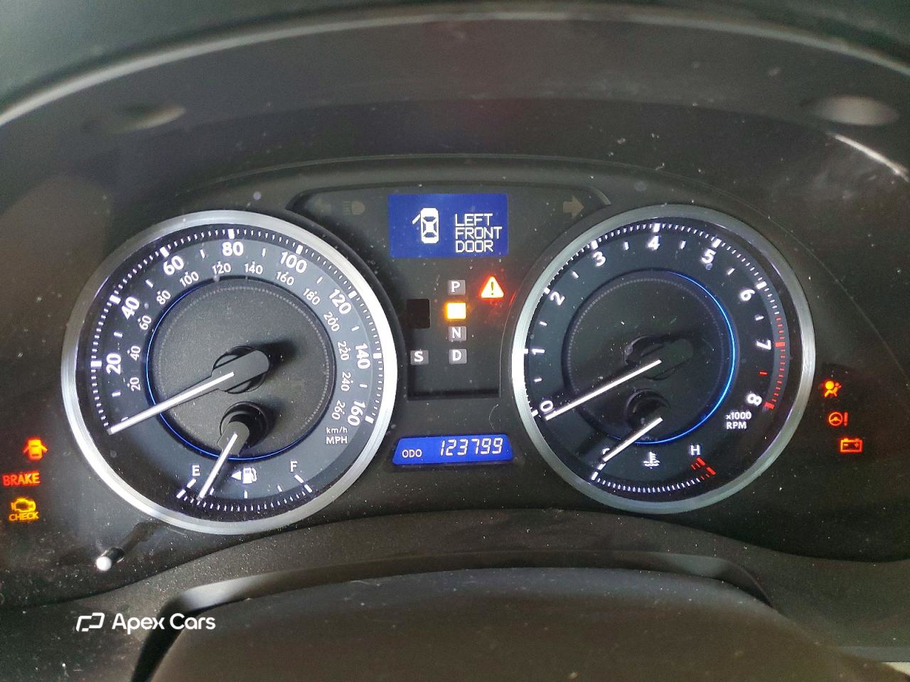 Lexus IS 2011