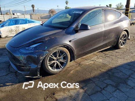 Tesla Model Y 2024 - Image 1 of 13