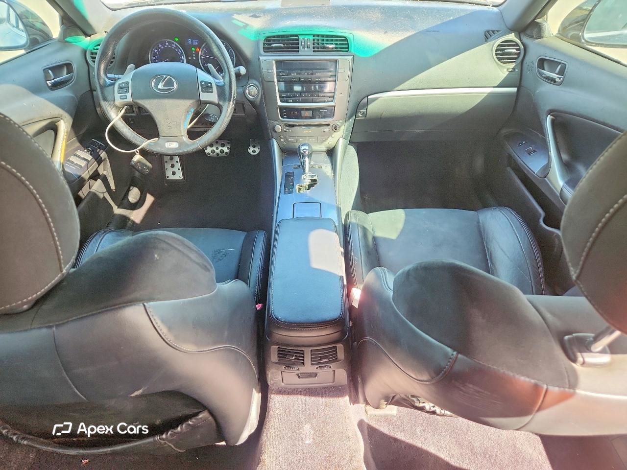 Lexus IS 2012