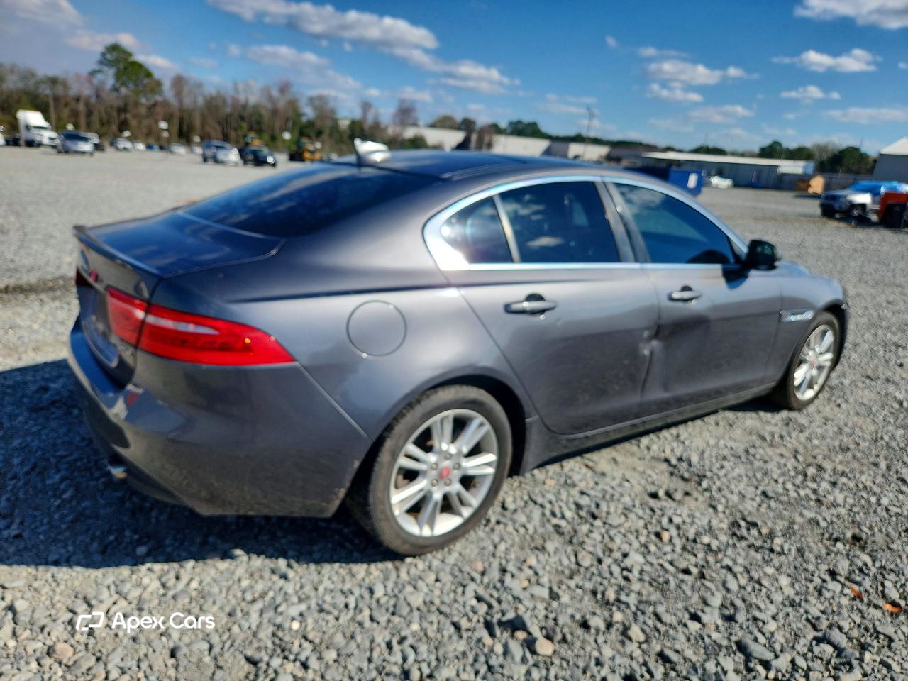 Jaguar XE 2019