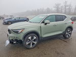 Volvo XC40 2025